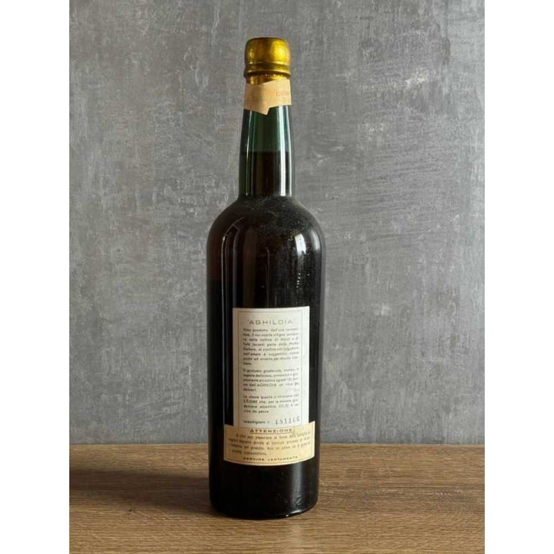 Вино Vermentino di Gallura Aghiloja 1966 года.