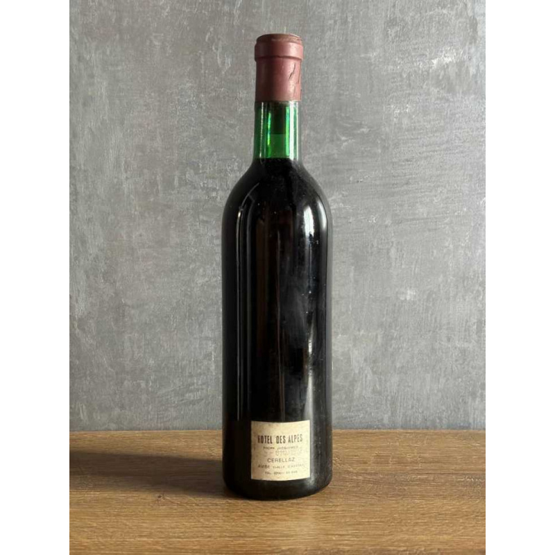 Вино Fattoria di Santa Cristina Chianti Classico 1969 года.