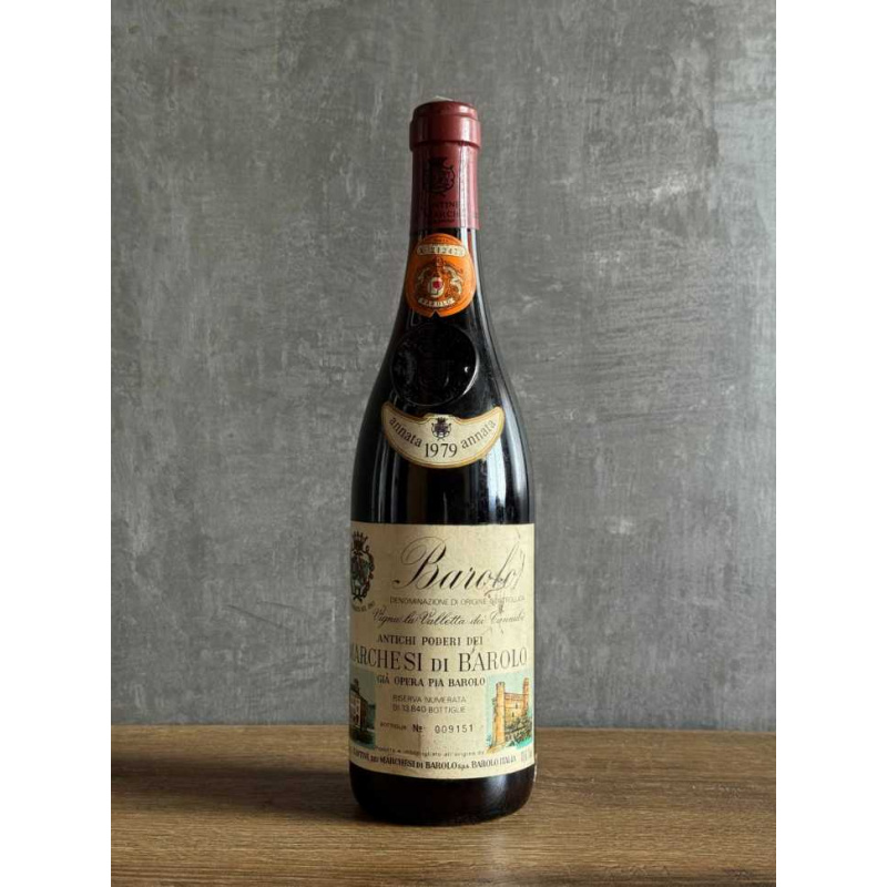 Вино Barolo Marchesi di Barolo 1979 года.