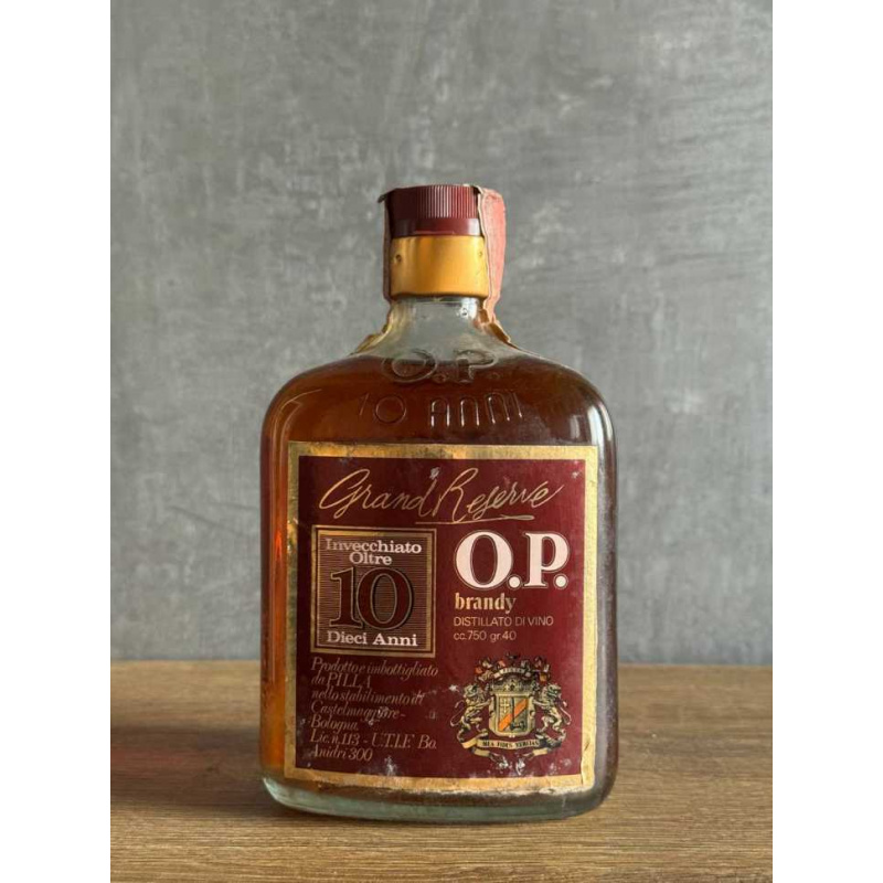 Brandy O.P. ORO PILLA Grand Reserve 10 лет, 1975 года.