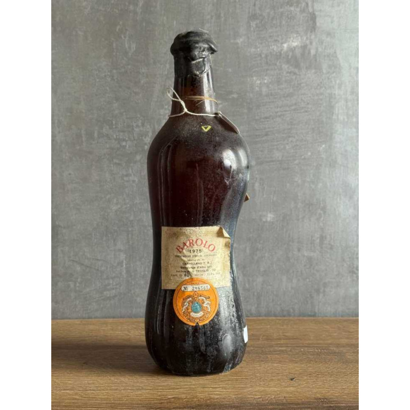 Вино G. Cappellano Barolo 1975 года.