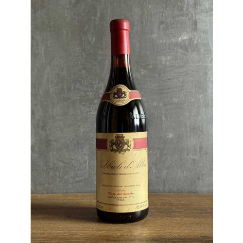 Вино Cantina Terre del Barolo Nebbiolo d’Alba 1982 года.