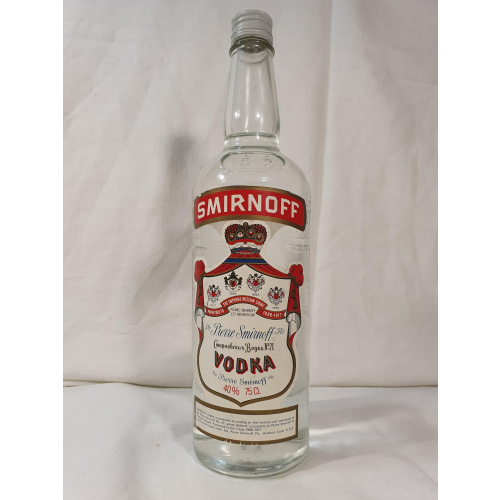 SMIRNOFF RED Lebel Vodka 1980s 40% 75cl