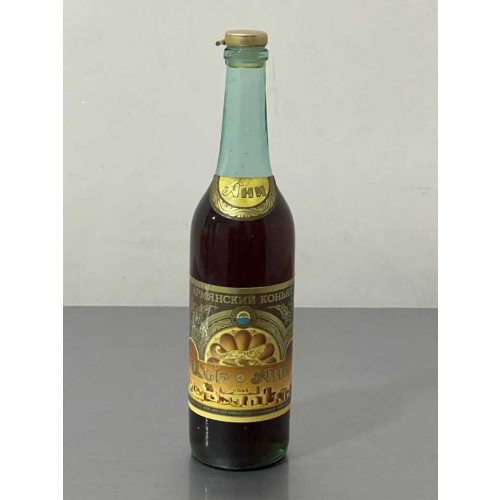 Армянский "Ани 5-6 лет" 1986 года. 0,5 л. СССР.