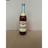 Армянский "Арарат 4 года" 1987 года. 0,5 л. СССР. Экспорт в ГДР.