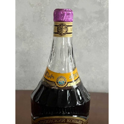 Армянский "Ани 5-6 лет" 80-е года. 0,75 л. СССР.