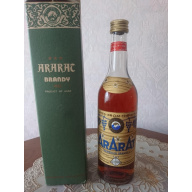 АРАРАТ "3 звезды" ARARAT "3 YEARS", 500ml. экспортный 1987 г.