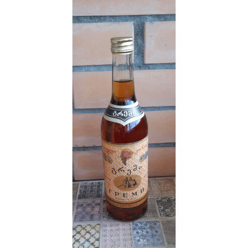 Грузинский коньяк "Греми"