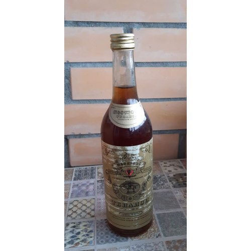 Грузинский коньяк " Тбилиси "