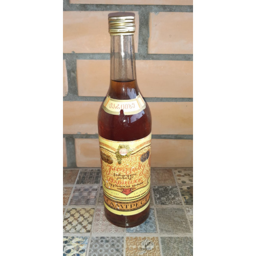 Грузинский коньяк "Варцихе"