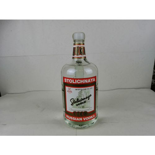 Водка Столичная 1,75л