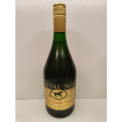Cheval Noir 0,7л Франция