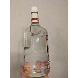 Винтажная бутылка водки Smirnoff/ 1.75