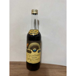 Армянский "Армения" 80-х годов. 0,5 л. СССР.