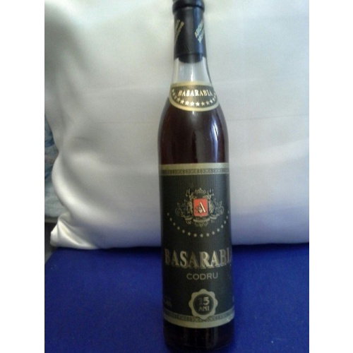 Коньяк "Бассарабия" 1996 года.