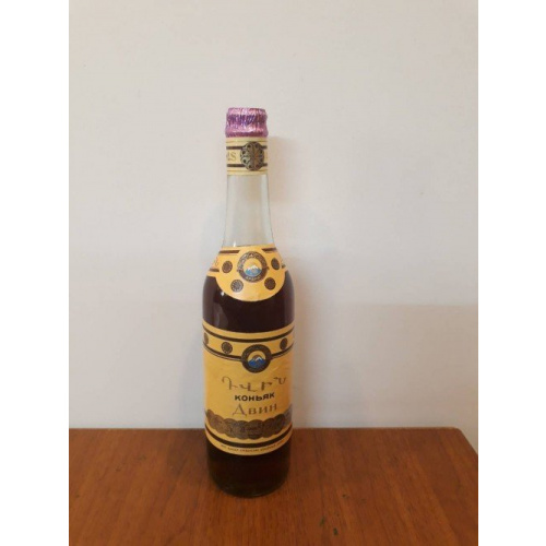 Коньяк &quot;Двин&quot; 1986 года