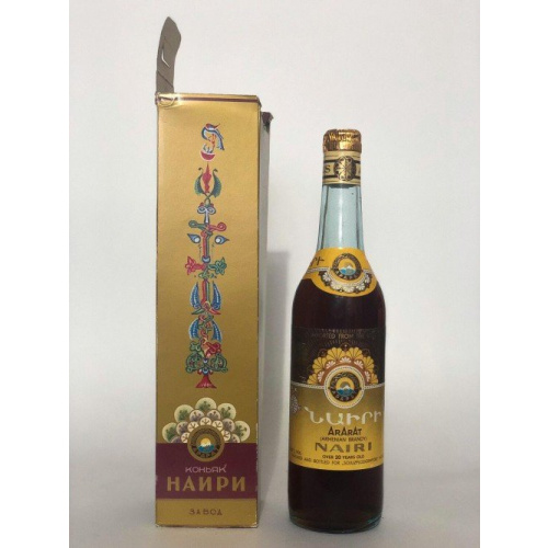 Коньяк Наири 1981 года.