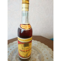 коньяк "Moldova",  дно 1979 года. + подарок коньяк  "Белый Аист"