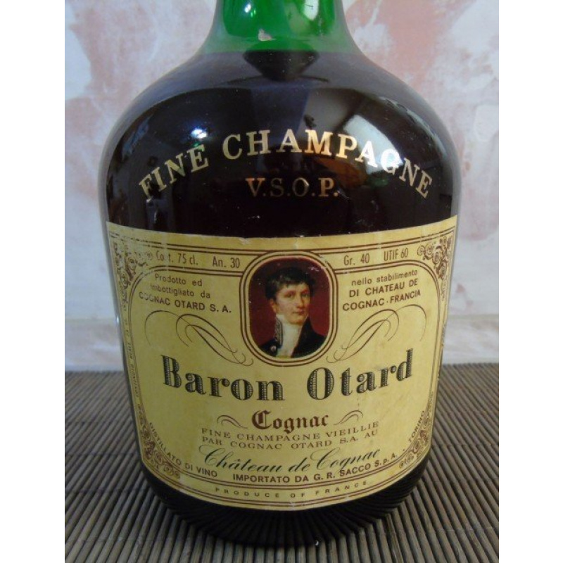 Коньяк "Baron Otard"( VSOP)-Франция,1970-ые годы.Объем 750 мл