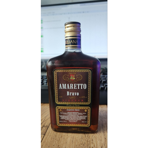 Коллекционный ликер Амаретто Браво 2009 г. (Sequana)