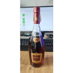 Французский коньяк Prince Hubert de Polignac VSOP 0.7 л (Винтаж, розлив 2009–2010 гг.)