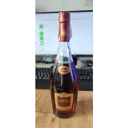Французский коньяк Prince Hubert de Polignac VSOP 0.7 л (Винтаж, розлив 2009–2010 гг.)