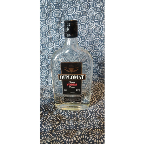 Водка Дипломат Special 2006 г